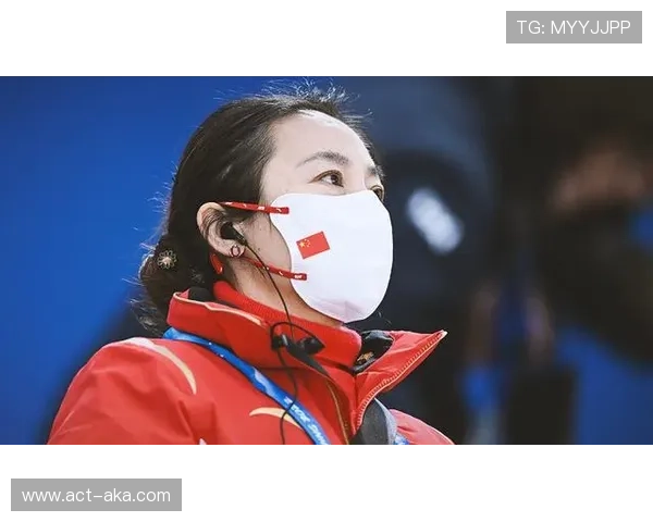 李琰点赞速滑男队霸气冠军宣言