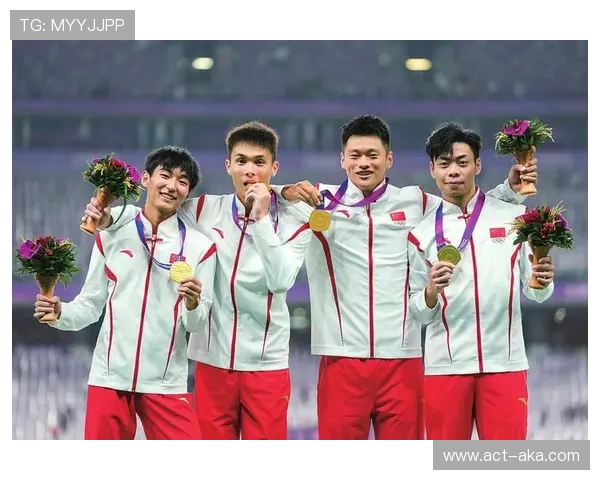 陈冠锋6秒57夺60米冠军 施君豪获第三